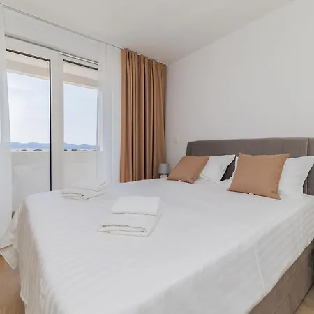 365 Sunsets By Belmont Realty