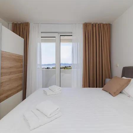 365 Sunsets By Belmont Realty