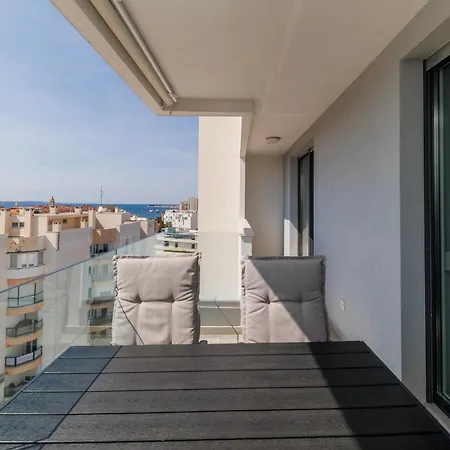 365 Sunsets By Belmont Realty *