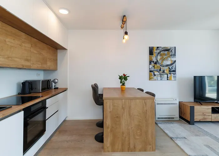 Апартаменты 365 Sunsets By Belmont Realty